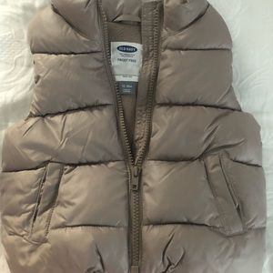 Old Navy girls winter vest size 12-18 months